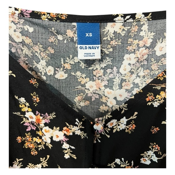 🟣Old Navy Black Floral Button Down Spaghetti Strap Tank – XS - Picture 3 of 4